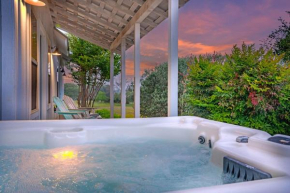 Meadows Cottage - Hot Tub & 5 mins to Main